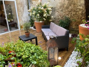 2 Bedroom Central Apartment in Libourne, Gironde, Nouvelle-Aquitaine, France